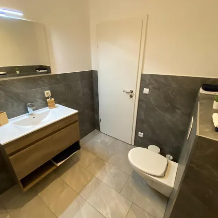 Apartment Fnb Ferienwohnung *